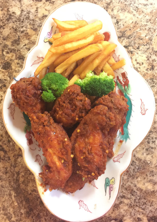 Buffalo Hot Wings with French Fries